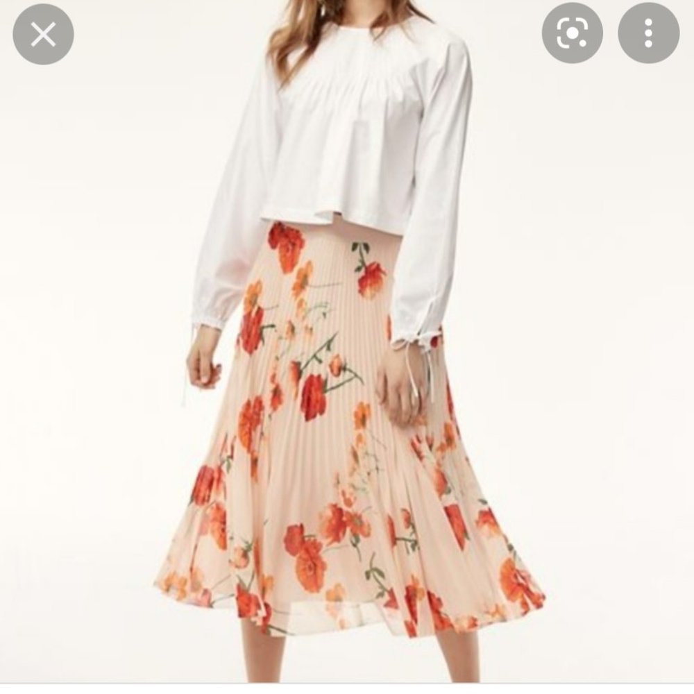 Aritzia Terre Skirt - Size Large - color Nude/Goji Berry